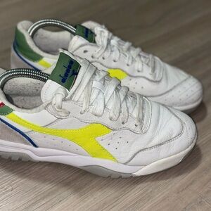 Diadora White and Yellow Sneakers‎